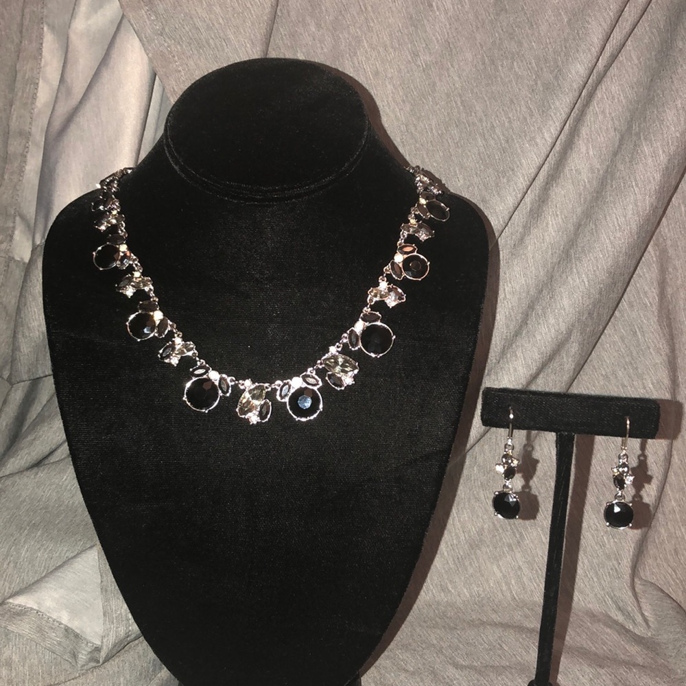Vera Wang Necklace & Earrings